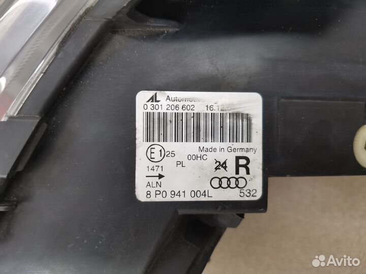 Фара правая оригинал Audi A3 8P 2004-2009