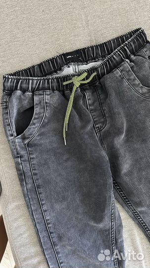 Джинсы мужские