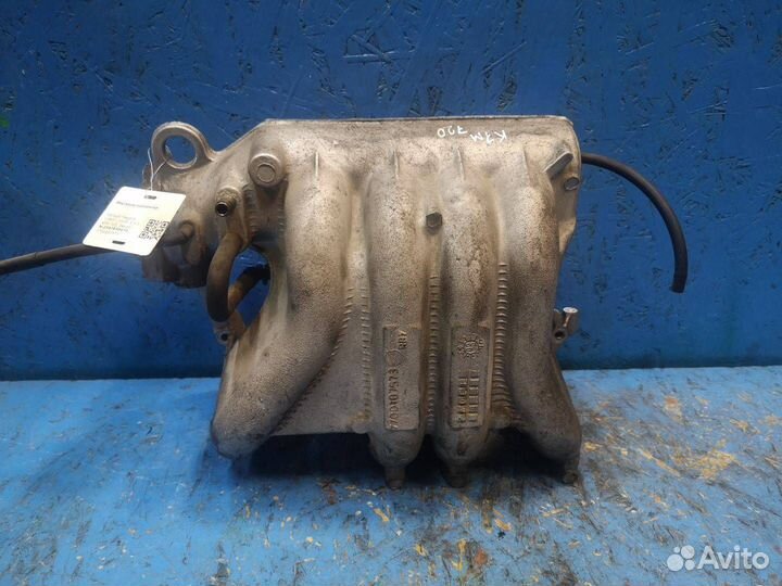 Впускной коллектор Renault Megane 7700107573