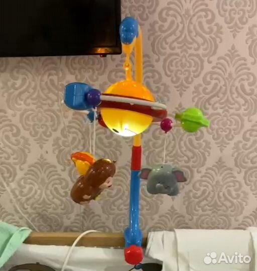 Мобиль на кроватку с проектором