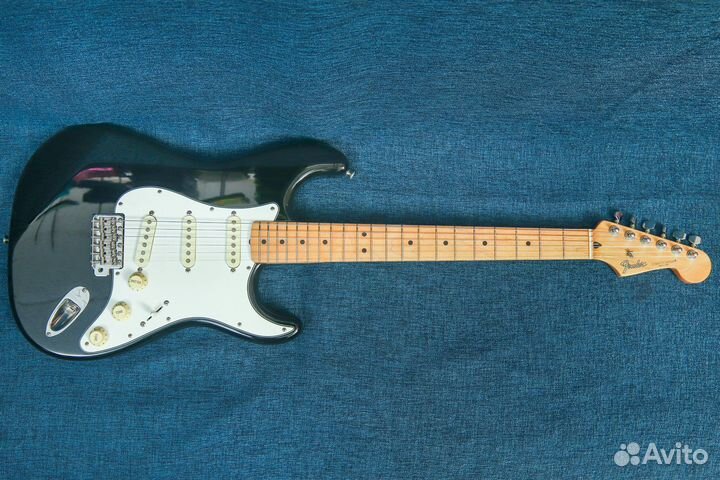 Fender Standard ST-45 Stratocaster BLK
