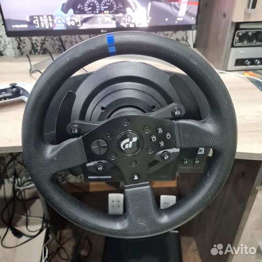 Руль Thrustmaster T300 (PS3/PS4/PS5/пк)