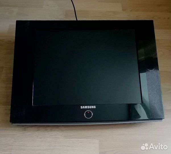 Телевизор samsung