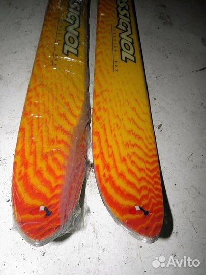 Лыжи rossignol испания 183 см с креплениями