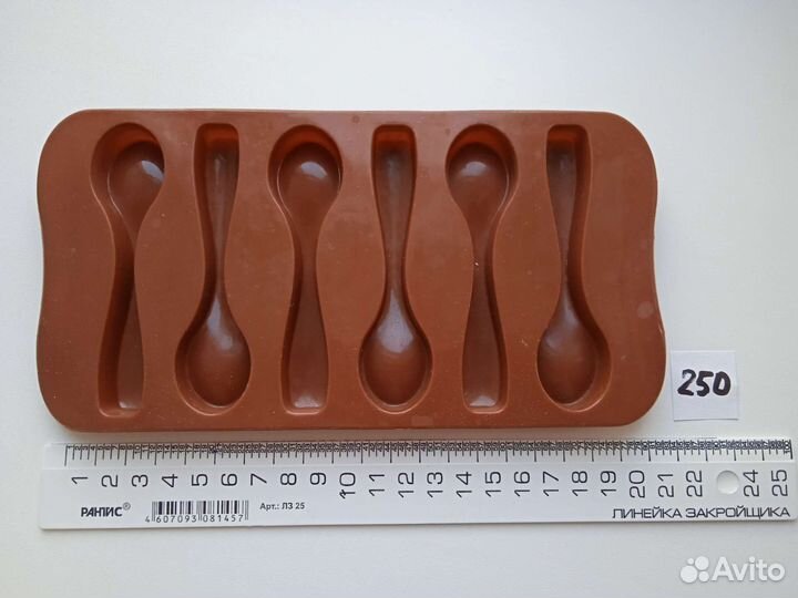 Кухонные и кондитерские принадлежности