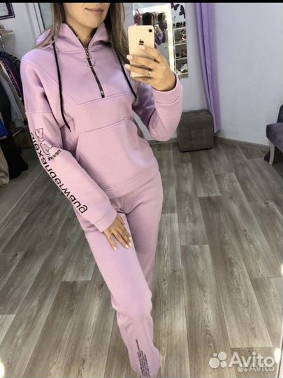 Спортивный костюм новый