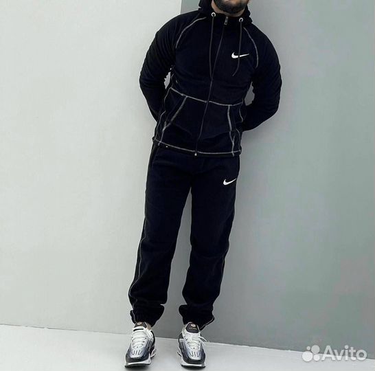 Спортивный костюм Nike