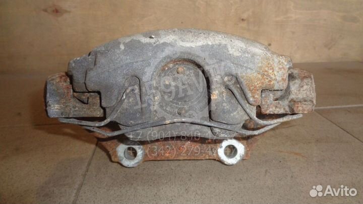 Суппорт передний правый Skoda Rapid 1