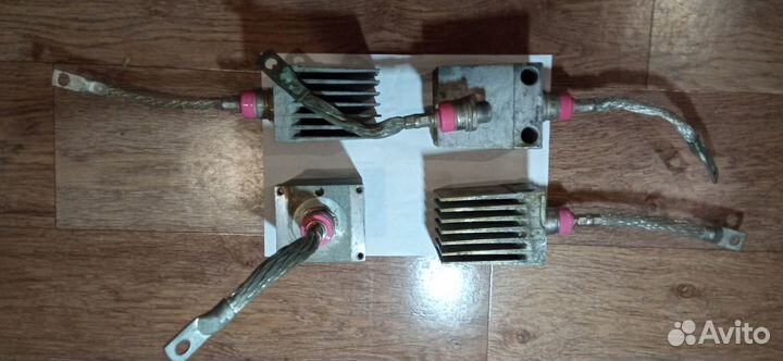 Силовые диоды Д 161-320 итириситор силовый тс 161