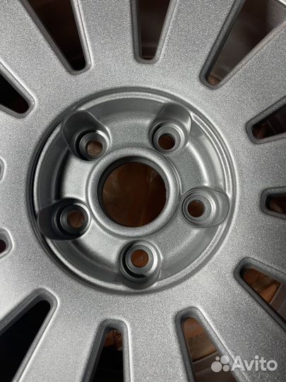 Оригинальные диски audi r17