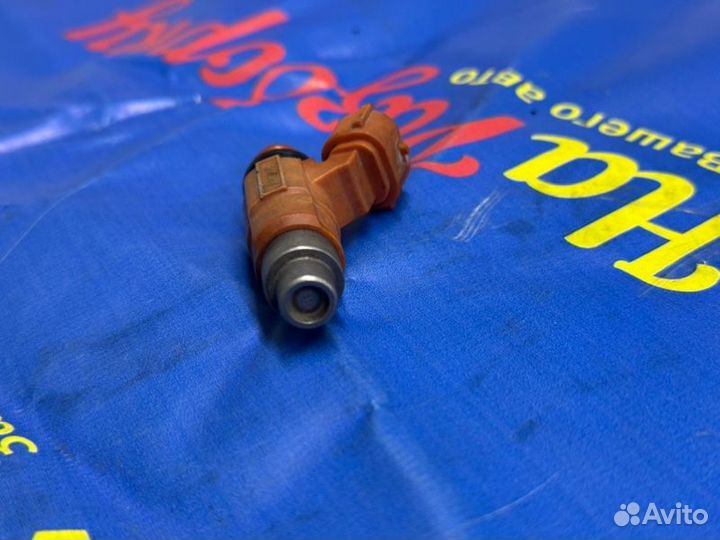 Форсунка топливная Mitsubishi Lancer 9 седан 1.6