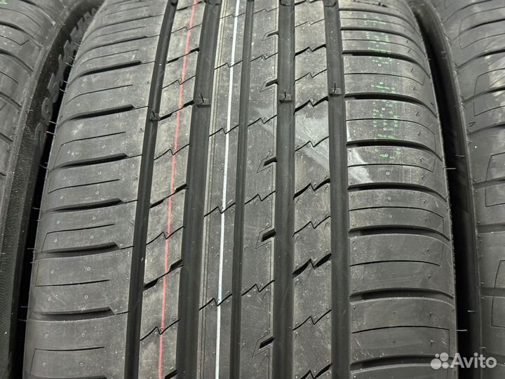 Tracmax X-Privilo RS01+ 275/45 R20 110