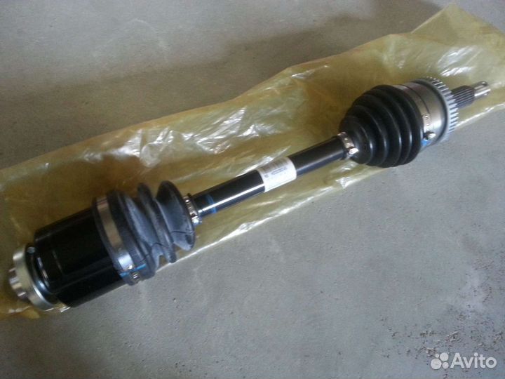 Полуось передняя правая Kia Sportage II (новая)