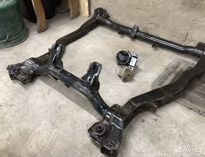 Подрамник Hyundai Accent