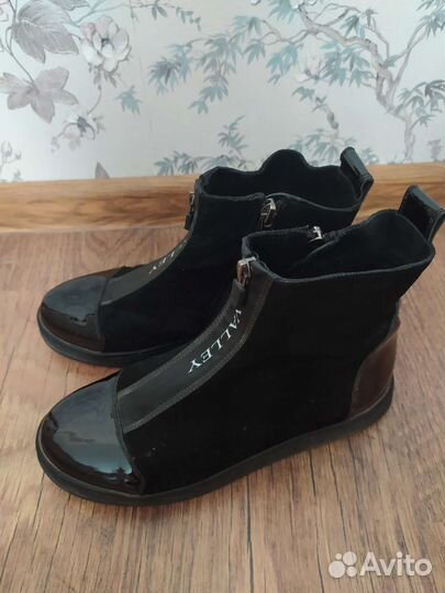 Ботинки демисезонные 36