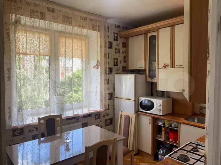 2-к. квартира, 40 м², 3/4 эт.