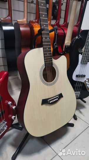 Акустическая гитара, с вырезом 41