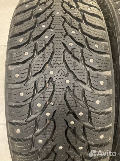 Nokian Tyres Hakkapeliitta 9 SUV 235/55 R20 102