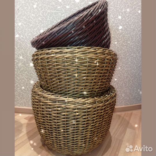 Кашпо из искусственного ротанга