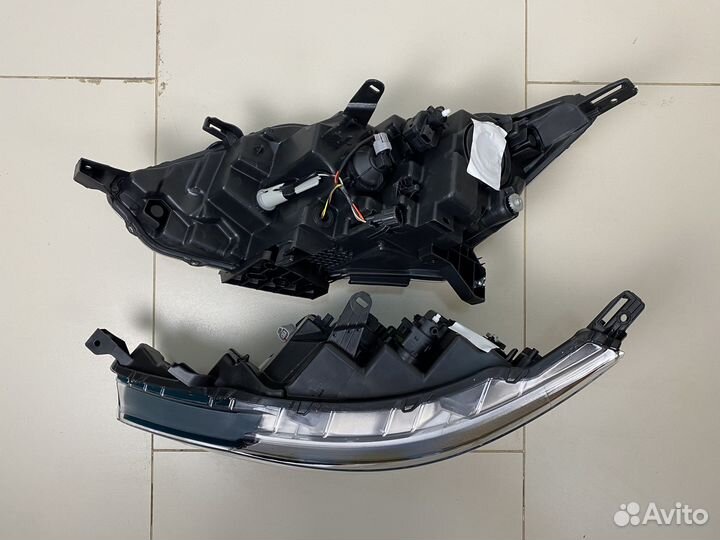 Фара с LED полосой (1шт) Nissan Qashqai 2014-2019