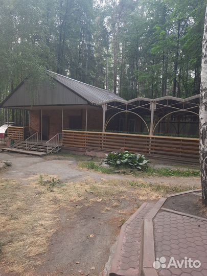 Продавец кассир в кафе