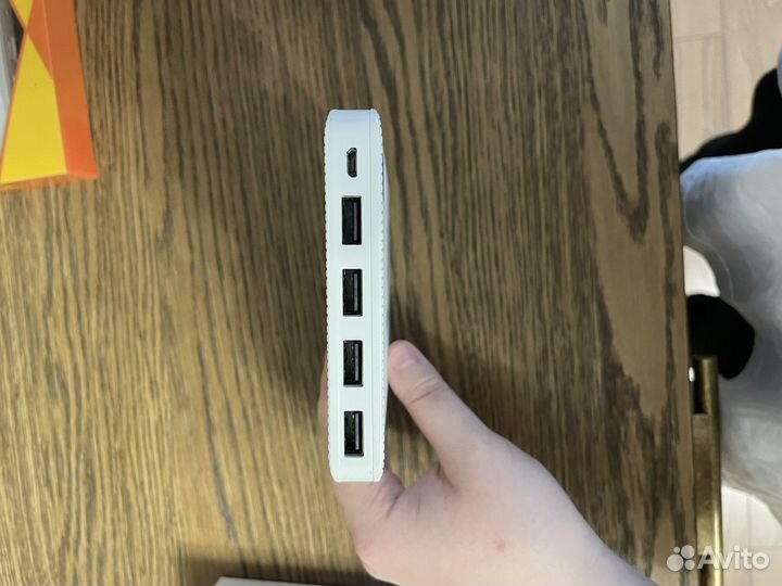 Портативный аккумулятор