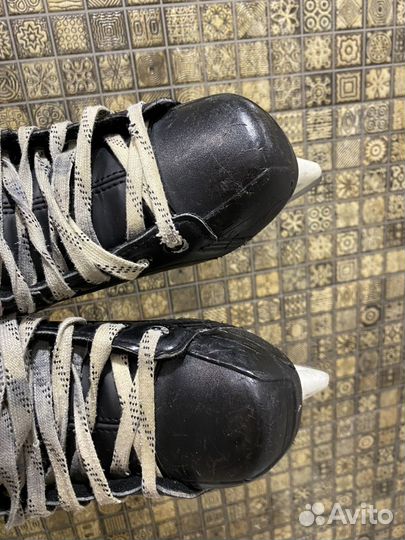 Хоккейные коньки bauer supreme S140, размер 34-35