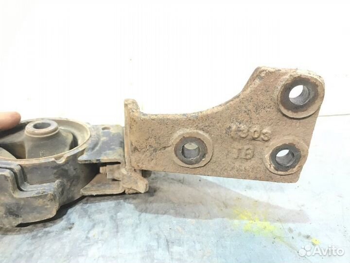 Подушка двигателя передняя левая Faw V5