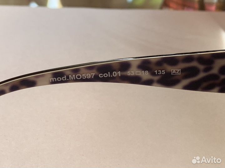 Солнцезащитные очки Moschino Italy