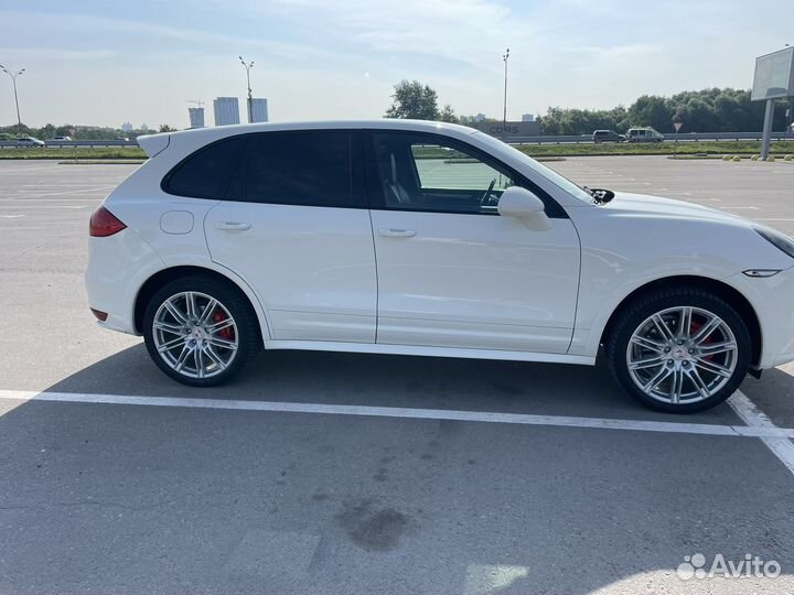 Porsche Cayenne 3.6 AT, 2011, 298 000 км