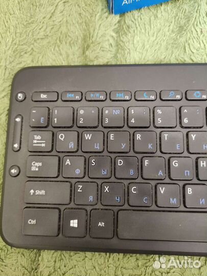 Клавиатура беспроводная Microsoft All in one media