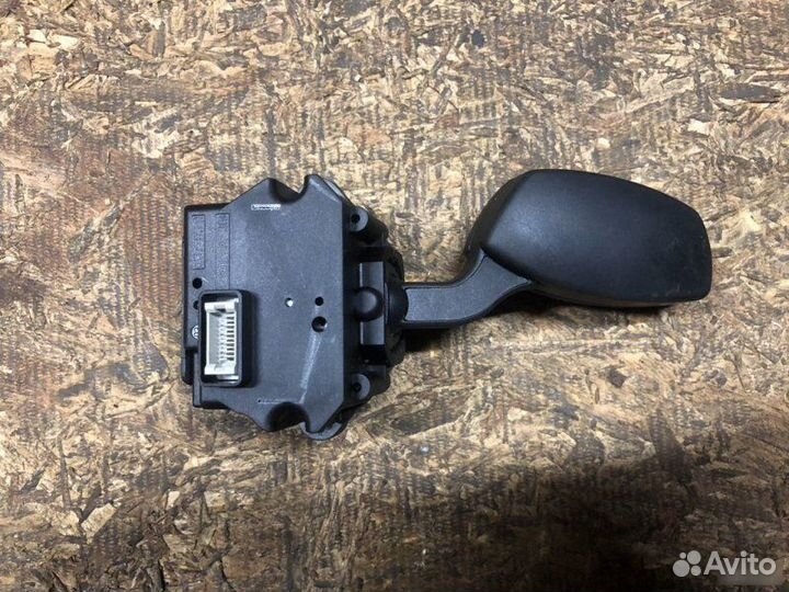 Подрулевой переключатель поворотников Bmw E60