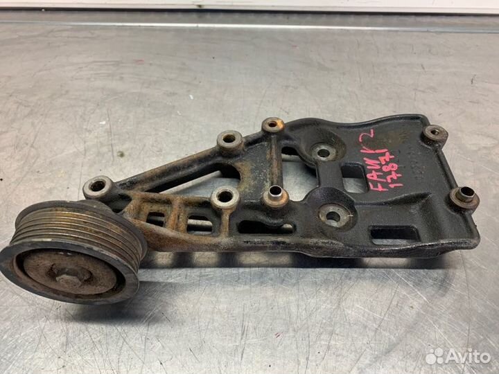 Кронштейн гидроусилителя руля Faw V2 FAW V2 CA4GA1