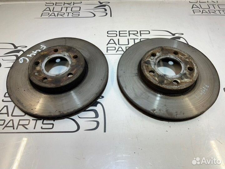 Тормозные диски переднее Ford Focus 3 CB8 1.6L