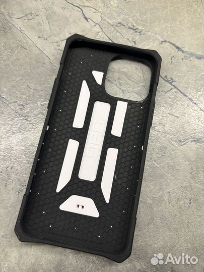 Чехол UAG на iPhone 13 pro max
