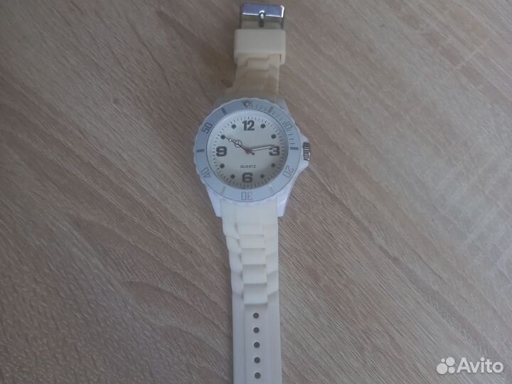 Наручные часы