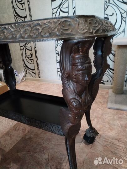 Журнальный столик бу