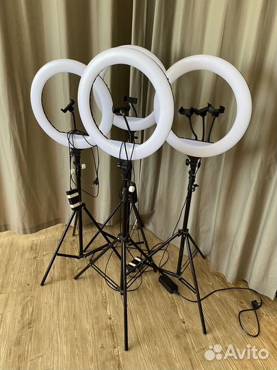 Кольцевая лампа 45см со штативом