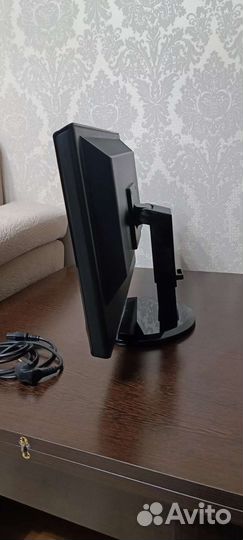 Монитор для компьютера asus