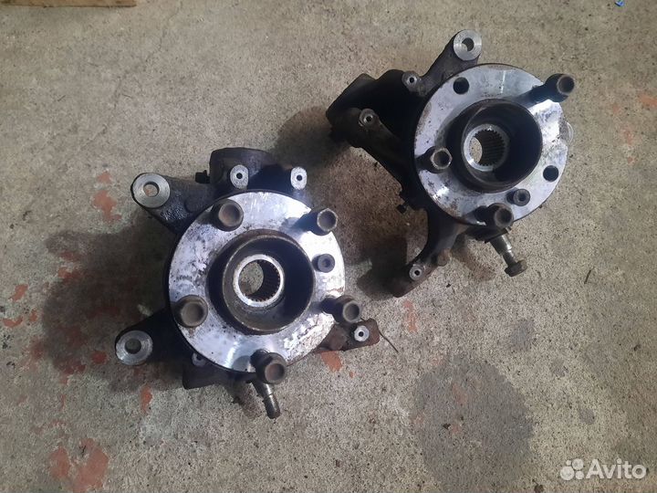 Кулак поворотный передний ступица bmw x3 e83