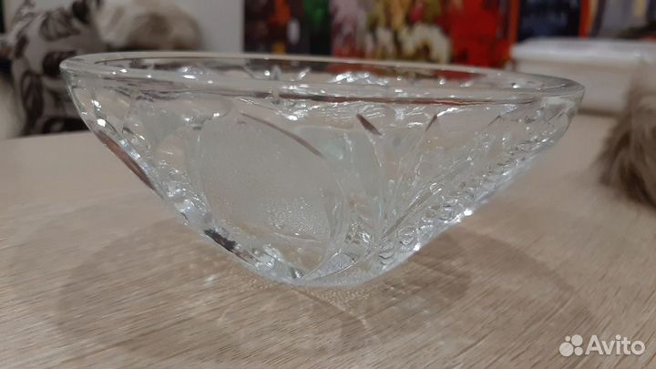 Хрустальная конфетница