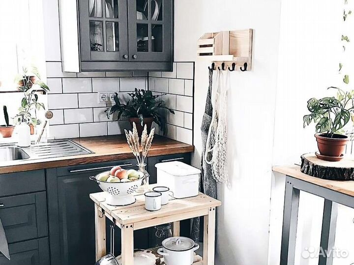 Полка навесная кухонная