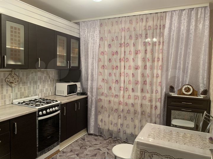 2-к. квартира, 43,7 м², 1/3 эт.