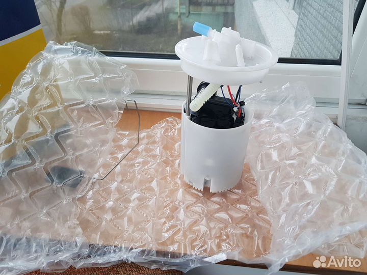 Продам топливный насос на Ford Focus