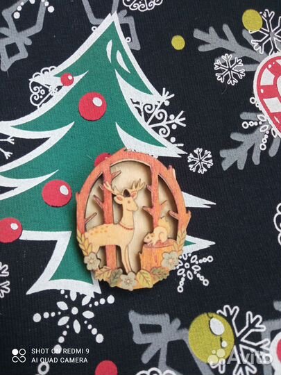 Брошь Значок Новый