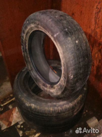 Bridgestone Dueler H/T D689 215/65 R16