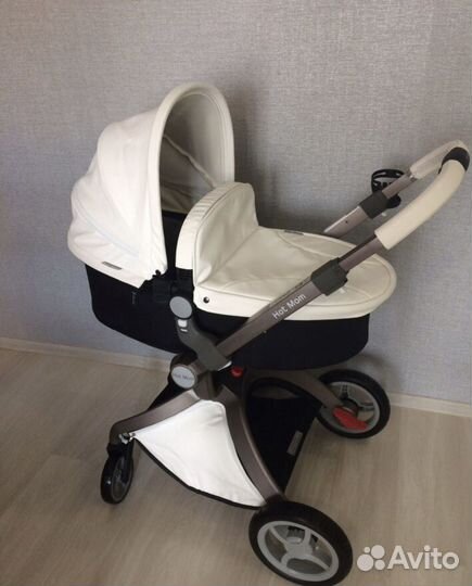 Прогулочная коляска Hot Mom