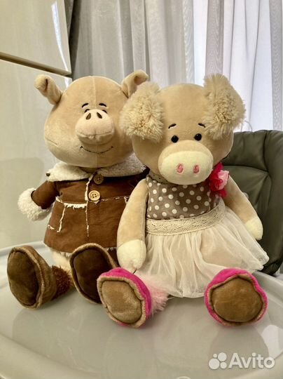 Пара мягких игрушек