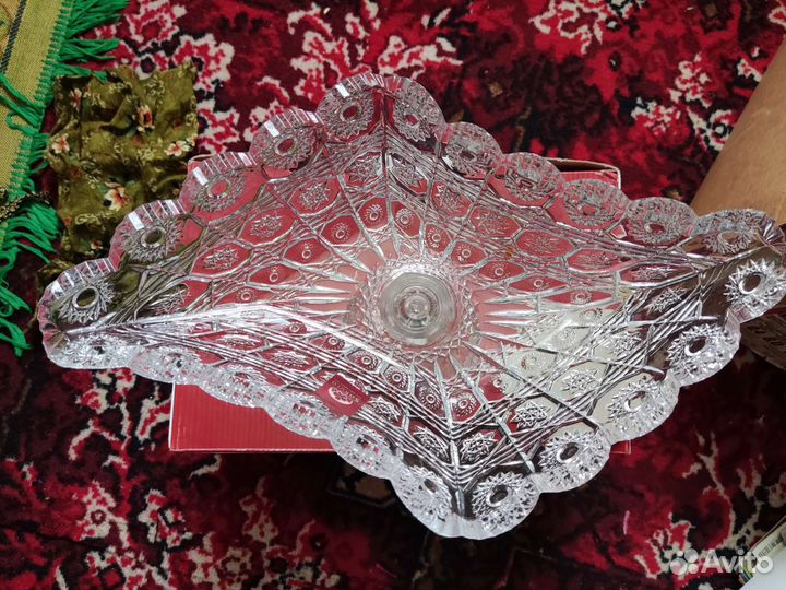 Ваза на ножке