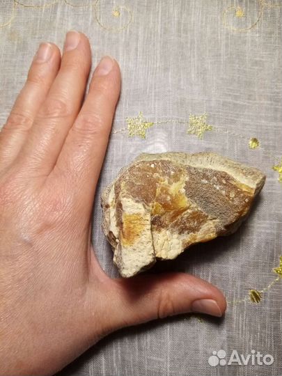 Минерал Симбирцит